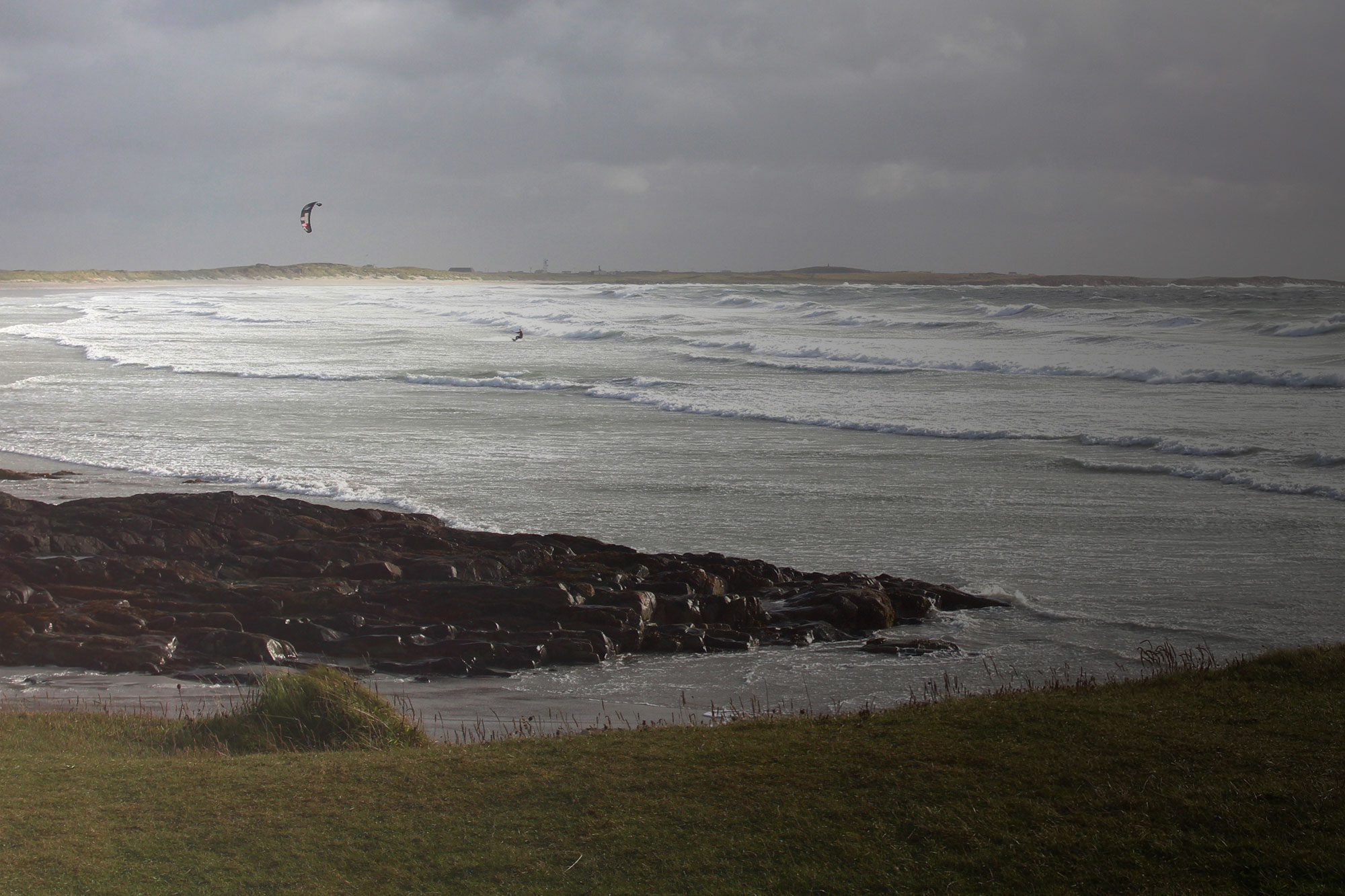 Kitesurfing-holidays-tiree-scotland_grad.jpg